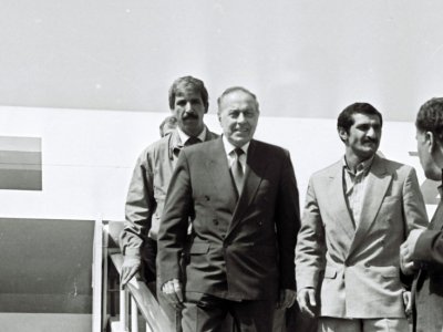 Heydər Əliyev&nbsp;3 strateji qərarla&nbsp;Azərbaycanı xilas etdi - Xarici politoloqlar