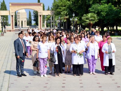 Samuxda səhiyyə işçilərinin peşə bayramı qeyd olunub - FOTO