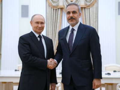 Putin Fidan'la görüştü