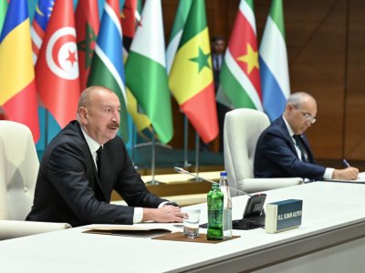 Azərbaycan vasitəsilə daşınan yüklərin həcminin iki dəfə artırılmasını istəyirik
