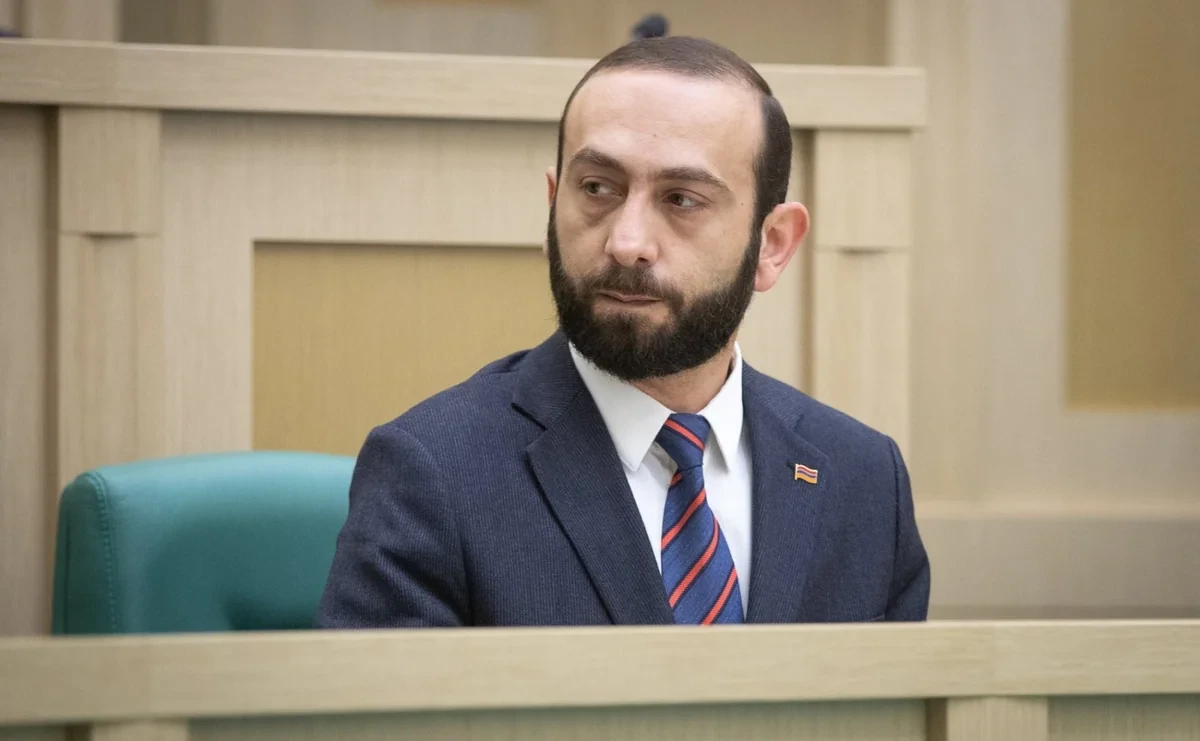 Mirzoyan Avrupa Birliği'nden yardım istedi