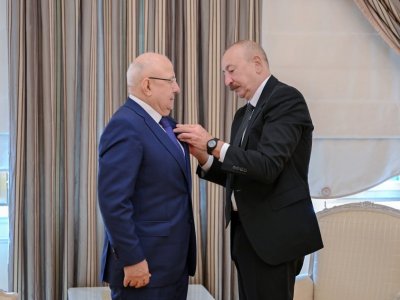 Prezident Qurban Qurbanova &ldquo;Dostluq&rdquo; ordenini&nbsp;təqdim etdi - FOTOLAR