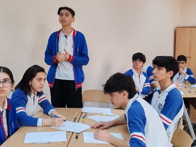 Lisey və gimnaziyalara qəbul müddəti uzadıldı
