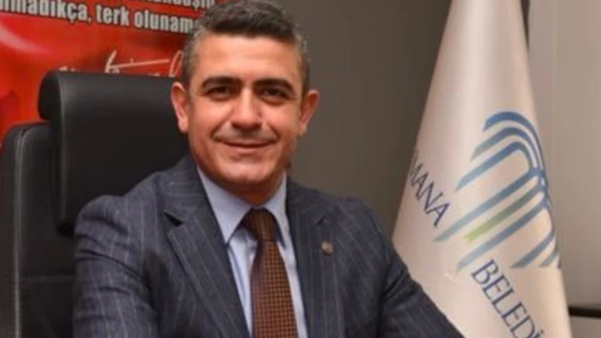 Daha bir bələdiyyə sədri CHP-dən istefa etdi&nbsp;