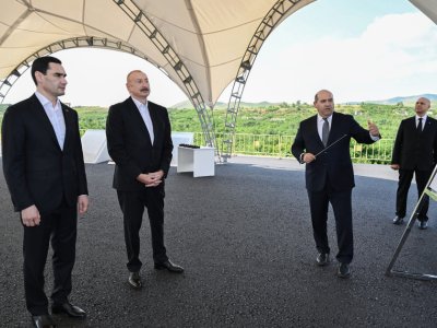 Dövlət başçıları Füzuli şəhərinin dağıdılmış yerlərinə baxıblar - FOTO
