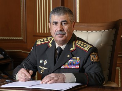 Zakir Həsənov Azərbaycan Ordusunun şəxsi heyətini təbrik etdi