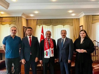 Qafqaz Group-un dəstəyi ilə daha 4 tələbə məzun oldu