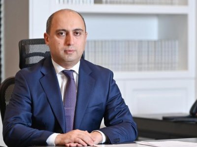 Nazir məktəblərdə telefon qadağasından DANIŞDI
