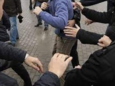 İrəvanda Rusiya vətəndaşını döydülər