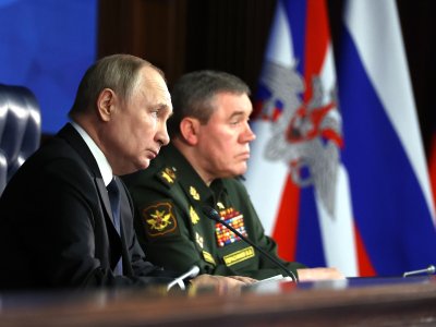 Ukrayna bombalandı - Putinə məruzə olundu