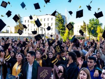 Universitetdən 1377 nəfər məzun oldu