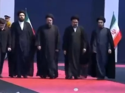 Xamaneinin vidasında Quranla şifrəli mesaj -&nbsp;mərasimi tərk etdilər