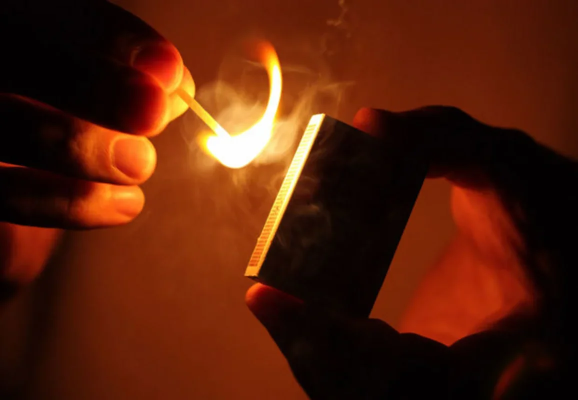 Həkimlə mübahisə etdi, poliklinikanı yandırmaq istədi