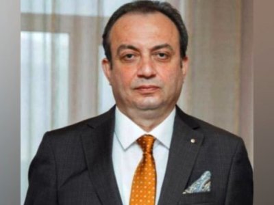 Tanıdığım sonuncu romantik - Afaq Vasifqızının yazısı