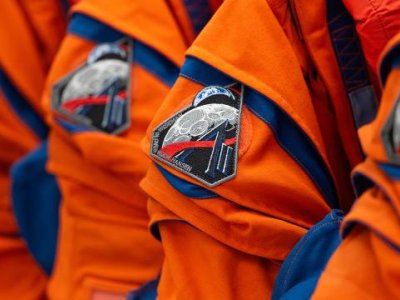 NASA&nbsp;könüllü astronavtlar axtarır