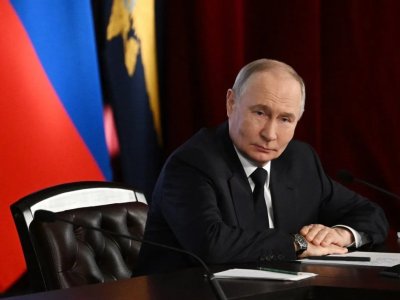 Putinin reytinqi Rusiyada yenə aşağı düşdü - SORĞU