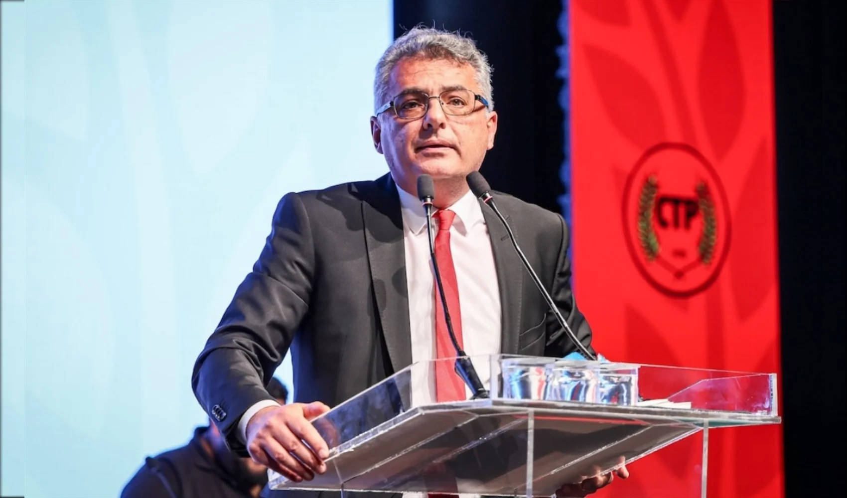 ŞKTR&nbsp;Prezidentinin tədbirdə halı pisləşdi