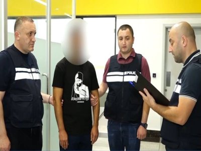 Azərbaycan vətəndaşını Tbilisidə öldürən&nbsp;şəxs aeroportda saxlanıldı - VİDEO