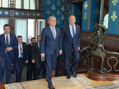 Lavrov Bakıya mesaj verdi: Çətinliklərə baxmayaraq, irəliləyirik