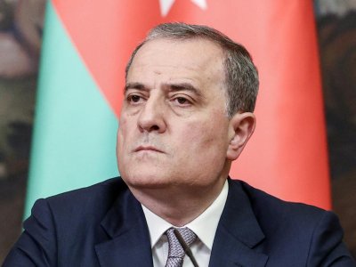 XİN rəhbəri: Rusiya ilə ticarət dövriyyəsi 5 milyarda çatır