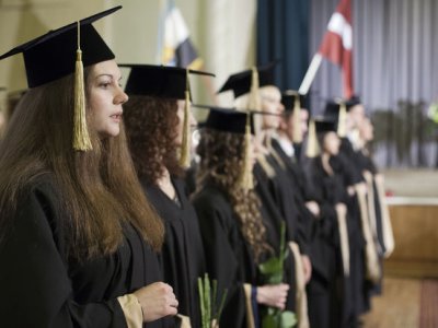 Azərbaycanlı tələbələr ən çox bu xarici universitetləri SEÇİR