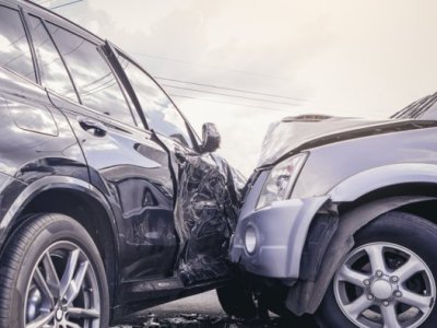 İsmayıllıda ağır qəza: avtomobildə sıxılan şəxs ölü tapıldı