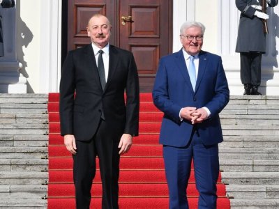 Azərbaycan və Almaniya prezidentlərinin təkbətək görüşü keçirilir