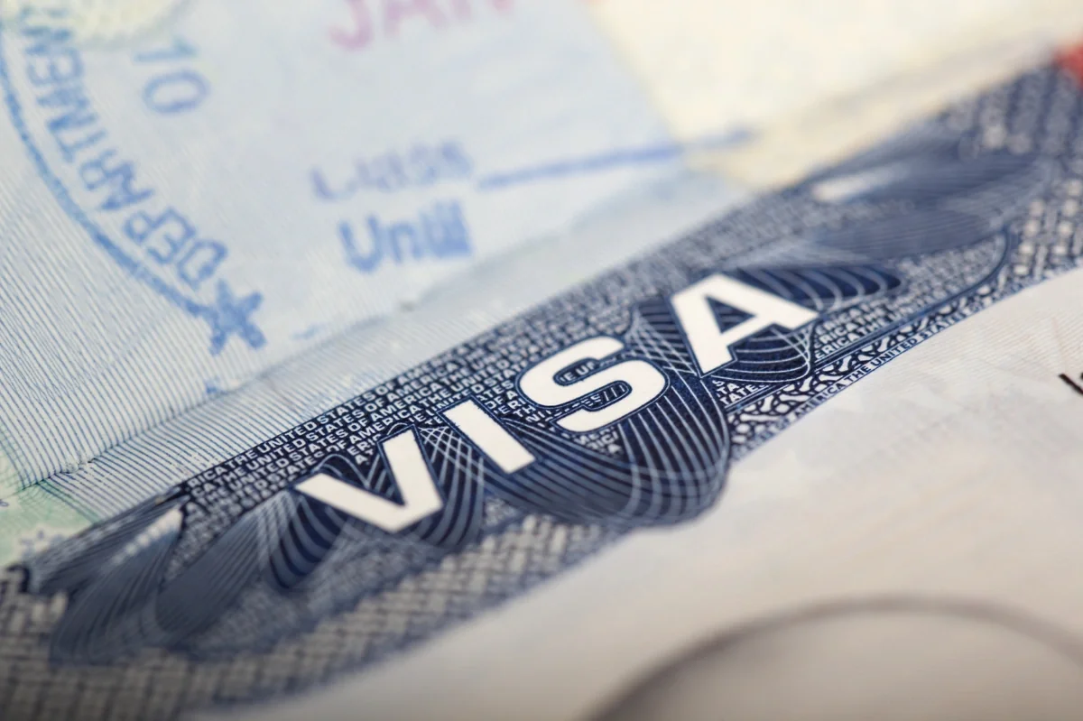 Bu ölkə ilə diplomatik pasport sahibləri&nbsp;vizadan qarşılıqlı azad edildi
