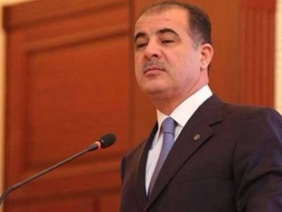 Elmar Vəliyevə məxsus bazar satışa çıxarıldı