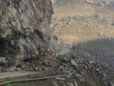 Hindistanda qaya uçqunu: 13 nəfər həlak oldu