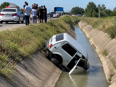 Ürək tutması keçirən sürücünün maşını kollektora aşdı