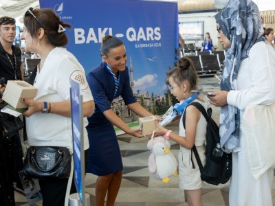 AZAL Qarsa uçuşlara başladı - FOTO