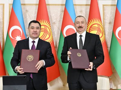 Azərbaycanla Qırğızıstan arasında imzalanmış sənədlər mübadilə edildi