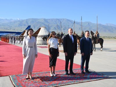 Prezidentlə birinci xanımın şərəfinə&nbsp;ziyafət&nbsp;verildi