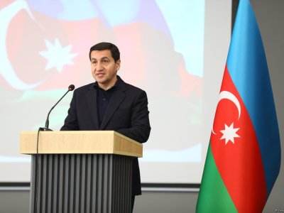 Hikmət Hacıyevdən Əlifba Günü ilə bağlı PAYLAŞIM