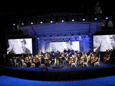 İlk dəfə Qəbələ Festivalında Azərbaycan kinofimlərindən musiqilər səsləndirildi - FOTO