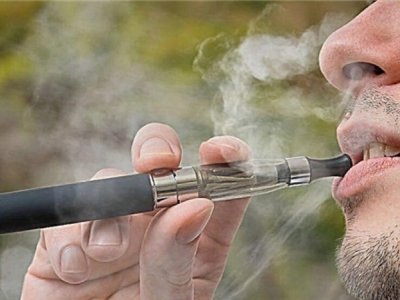 Elektron siqaret qadağası ilə bağlı bəzi qanunlara dəyişiklik edildi