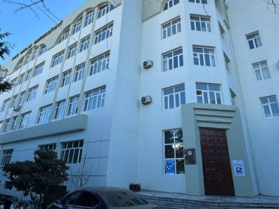 Bağlanan universitetin tələbələri özəl ali məktəblərə KÖÇÜRÜLÜR