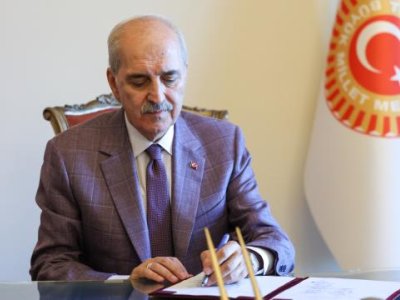 Türkiyə parlamentinin sədri &ldquo;Terrorsuz Türkiyə&rdquo; qanun layihəsini imzaladı