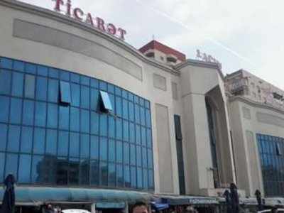 &ldquo;Laçın&rdquo; ticarət mərkəzində ölüm