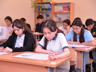 Azərbaycan dili nəticələrinə görə öndə olan bölgələr - SİYAHI