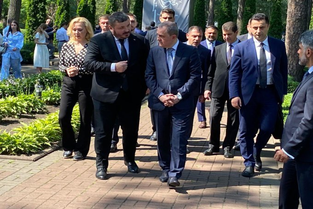 Ceyhun Bayramov Ukraynanın İrpen şəhərinə gedi