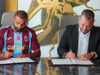 Məhəmməd Salah "Trabzonspor"la müqavilə bağladı