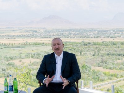 Dövlət başçısı: Günəş elektrik enerjisinin istehsalı üçün&nbsp;ən əlverişli məkan Naxçıvandır