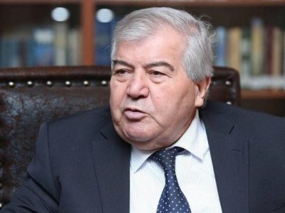 Sabir Rüstəmxanlı da Şah İsmayıl mübahisəsinə qoşuldu