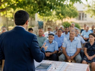 Seçicilər deputatlara ən çox iş üçün müraciət edir - SORĞU