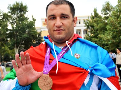 İlham Zəkiyev 10-cu dəfə AVROPA ÇEMPİONU&nbsp;oldu