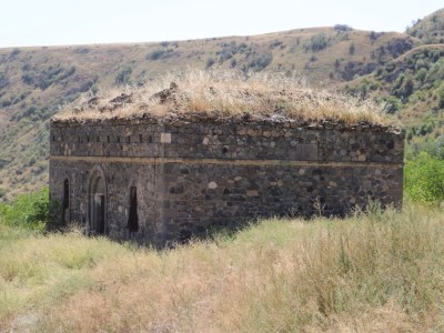 Azad edilmiş ərazilərdə 99 tarixi abidə ilə bağlı qərar verildi