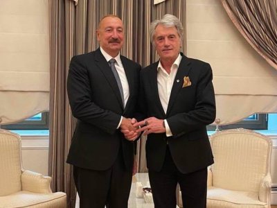 Yuşşenko&nbsp;İlham Əliyevə təşəkkür edib