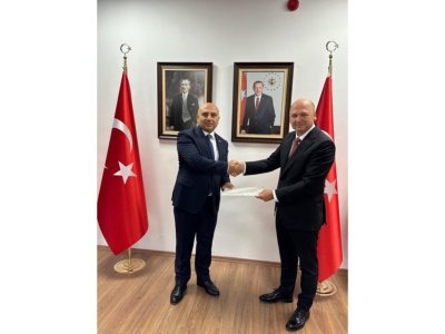 Rəşad Aslanov etimadnaməsinin surətini&nbsp;təqdim etdi